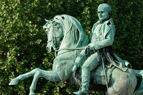 ナポレオンの銅像